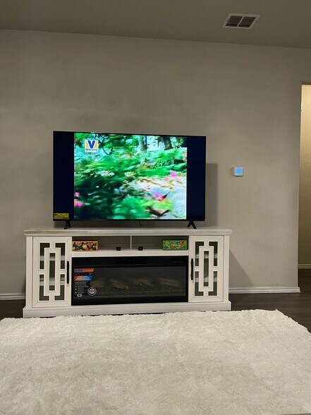 Building Photo - 331 Saddle Leaf