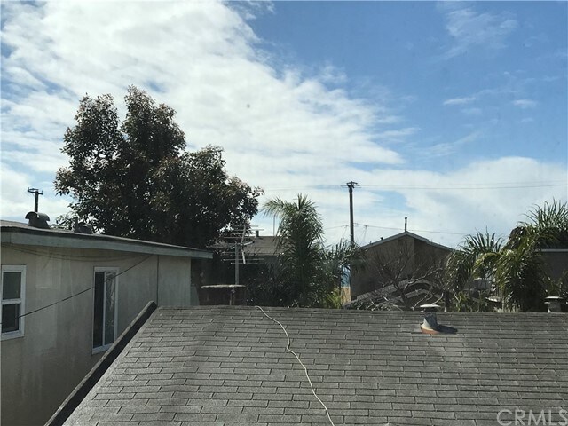 Building Photo - 1213 Ocean Ave