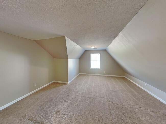 Building Photo - 2283 Purple Leaf Ln