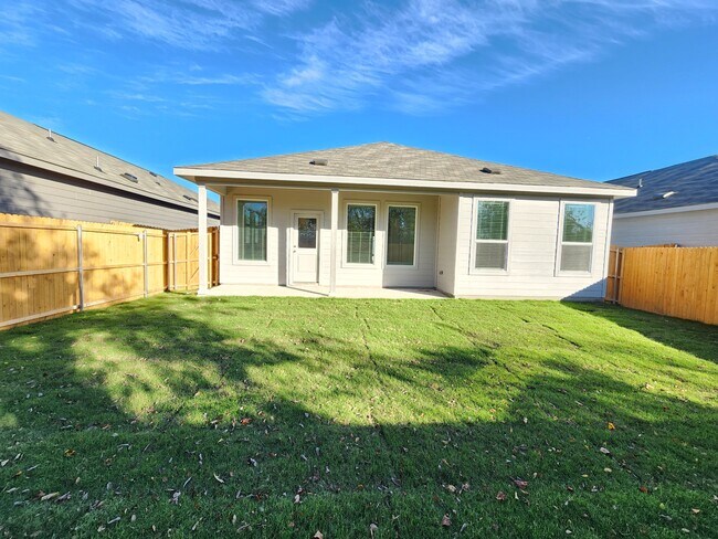 Building Photo - 6814 Welsh Dr