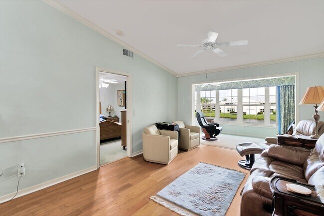 Building Photo - 830 Lake Orchid Cir