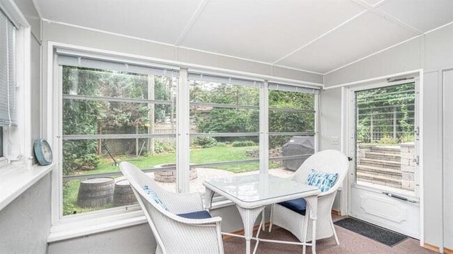 Building Photo - 1205 Miller Ave