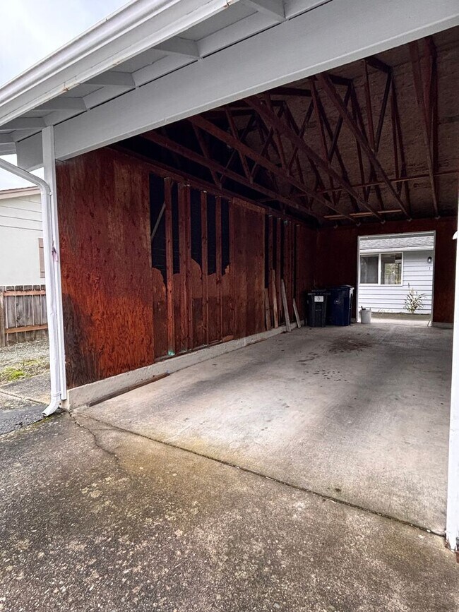 Building Photo - Waldangle, LLC