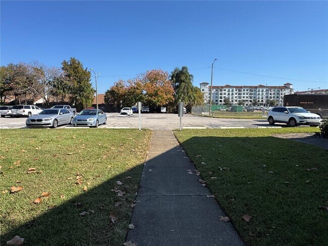 Building Photo - 1695 Lee Rd