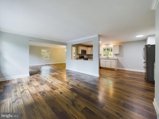 Building Photo - 2232 Aquia Dr