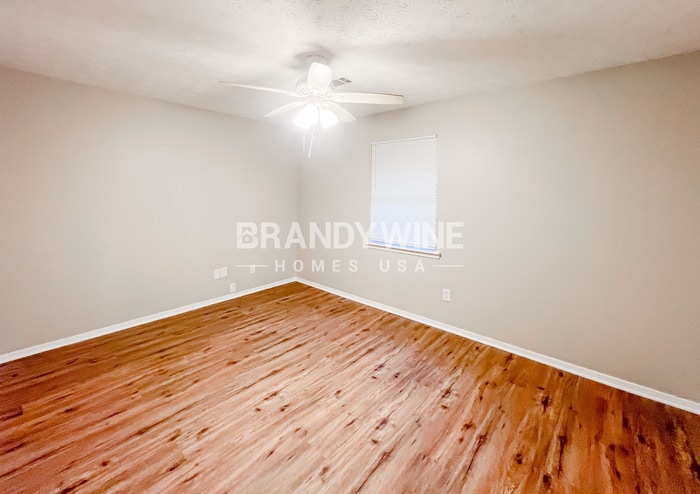 Building Photo - 5063 Springtree Ct