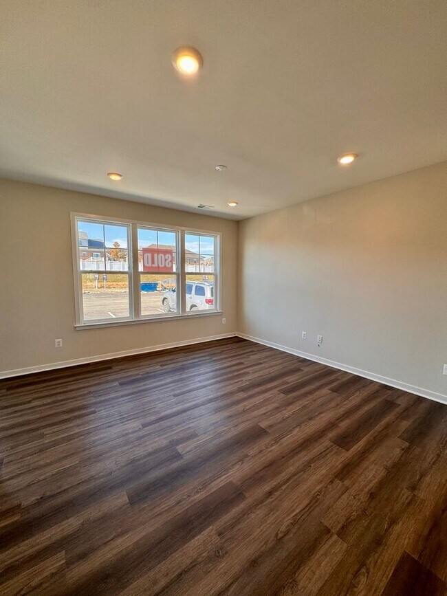 Building Photo - Brand New Construction in the Glen at Cooks Creek