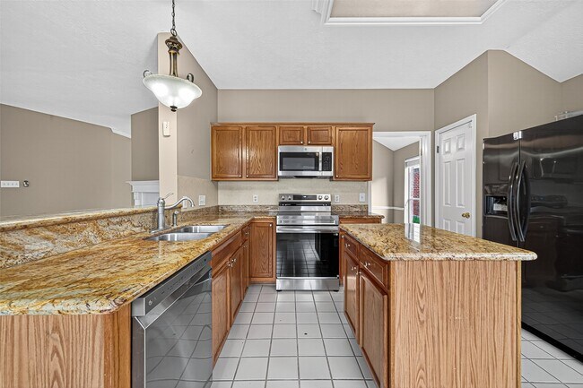 Building Photo - 2143 Mossy Trail Dr