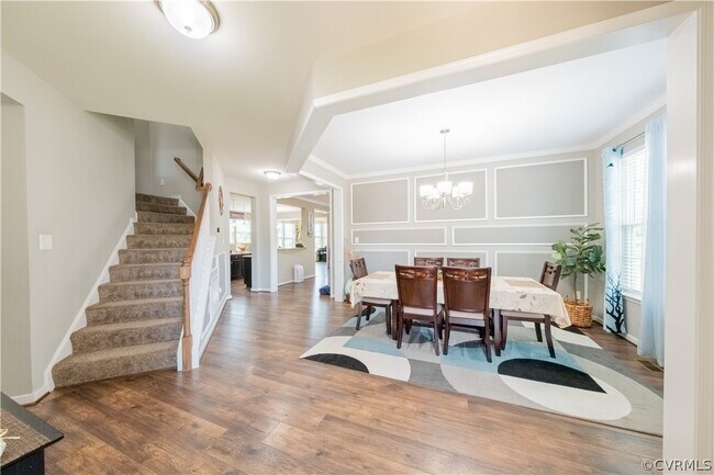 Building Photo - 9535 Thornecrest Dr