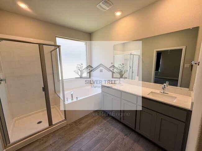Building Photo - 10921 Rockchapel Dr