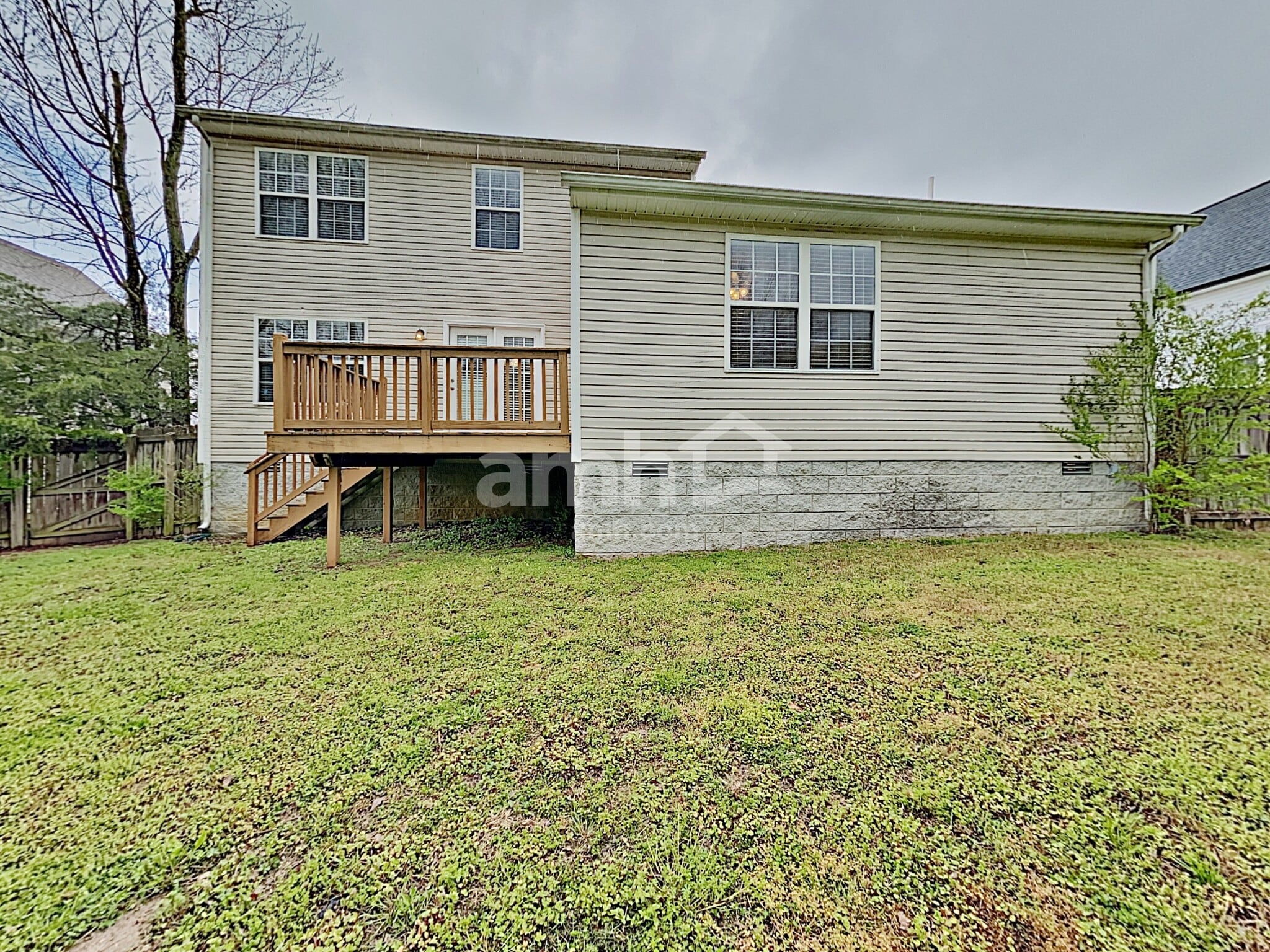 Building Photo - 1564 Laurel Ledge Dr