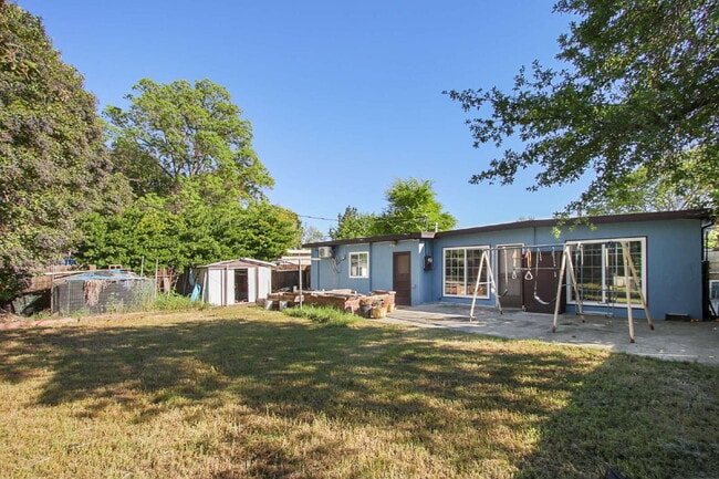 Building Photo - Available Now or Fall. Old East Davis Rental with Spacious Yard, Bonus Room & Easy Bike Access to...