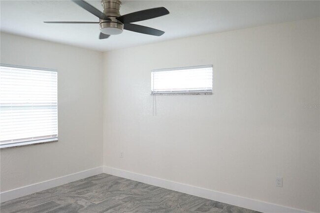 Building Photo - 1618 Cherry Hills Dr