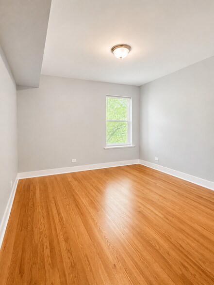 Building Photo - 6745 S Chappel Ave