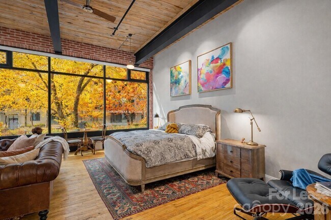 Building Photo - 310 Arlington Ave