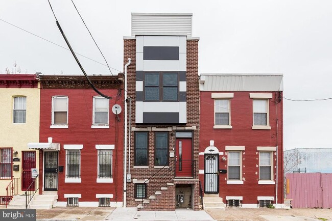 Building Photo - 1907 E Boston St