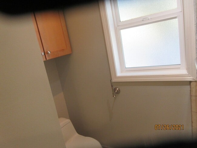 Building Photo - (936) 18th Street Home - 3 Bedroom / 2 Bat...