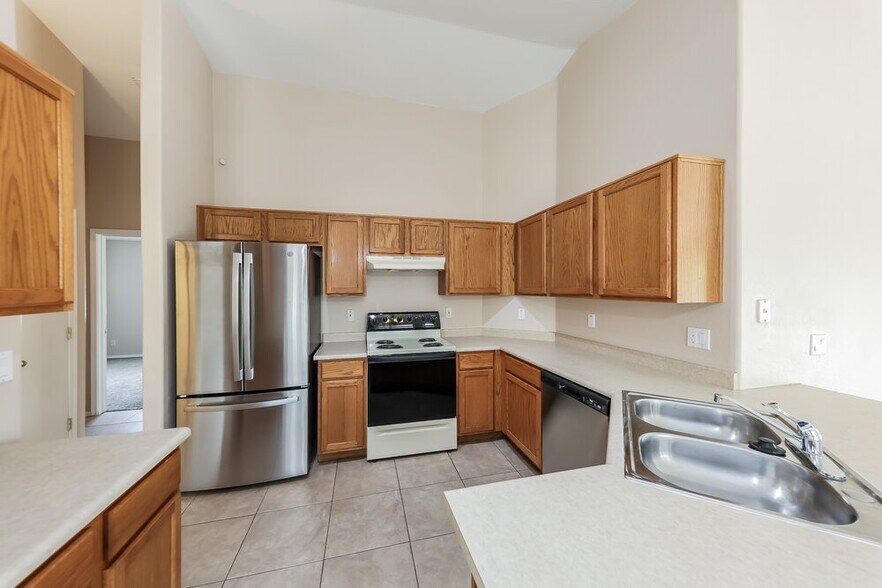 Building Photo - 14067 W Two Guns Trail