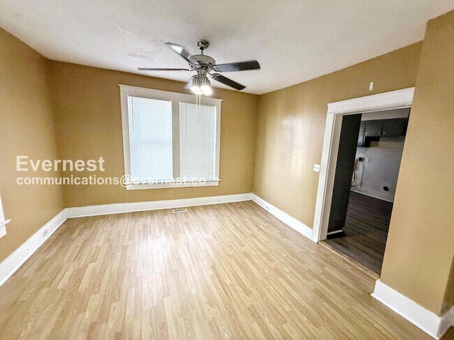 Building Photo - 50% OFF THE First FULL MONTH’S RENT! Limited Time Special Offer - Split your security deposit pay...