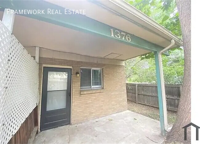 Building Photo - 1356-1376 Zephyr Street-1376