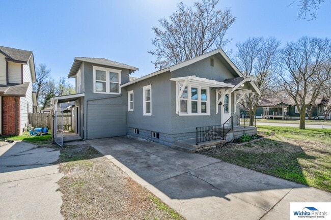 Building Photo - 2 bedroom 1 bath home