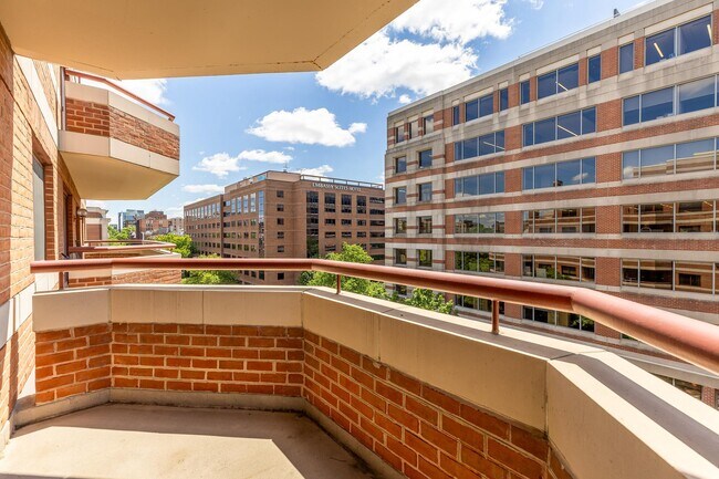 Building Photo - 2301 N St NW