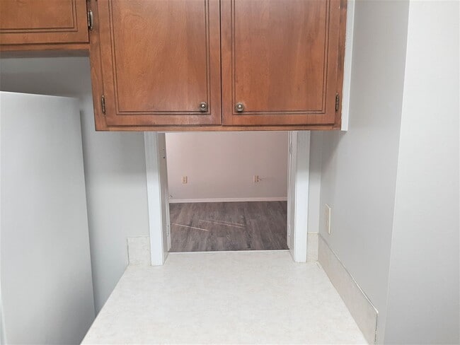 Building Photo - Adorable 2-Bedroom, 2-Bath Townhome Near A...