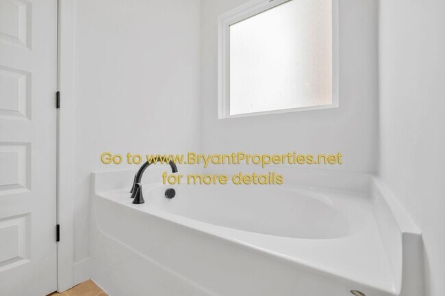 Building Photo - Gallatin - New 4-Bedroom, 2.5 Baths
