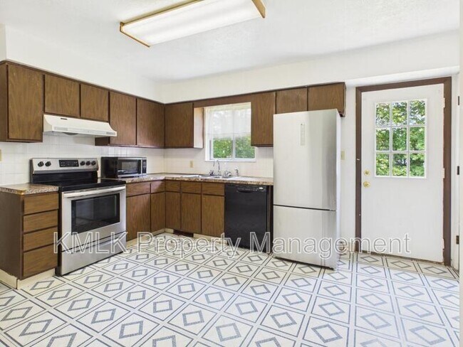 Building Photo - 4280 Lorwood Dr
