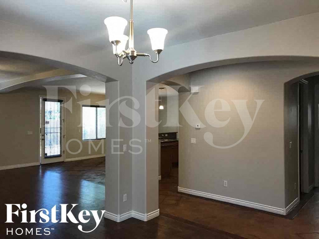 Building Photo - 28 Delighted Ave