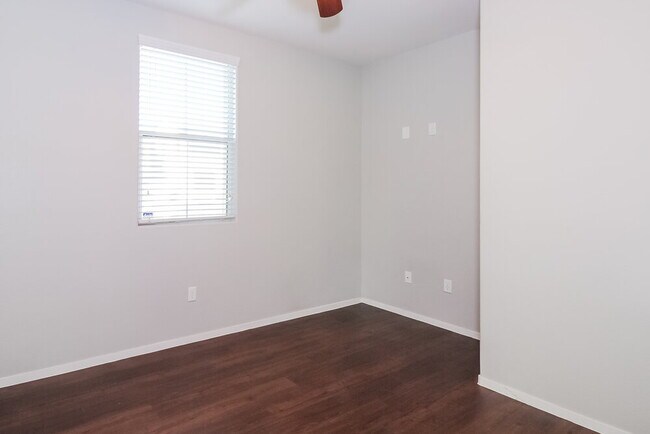 Building Photo - 5352 Brazelton St