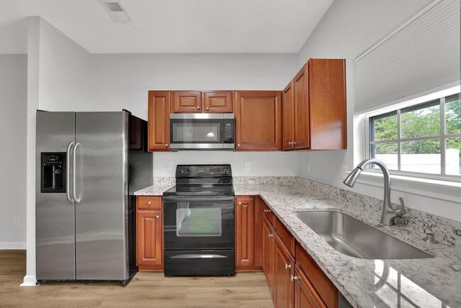 Building Photo - 518 Dragonfly Ct