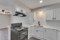 Building Photo - 406 Noble Ave