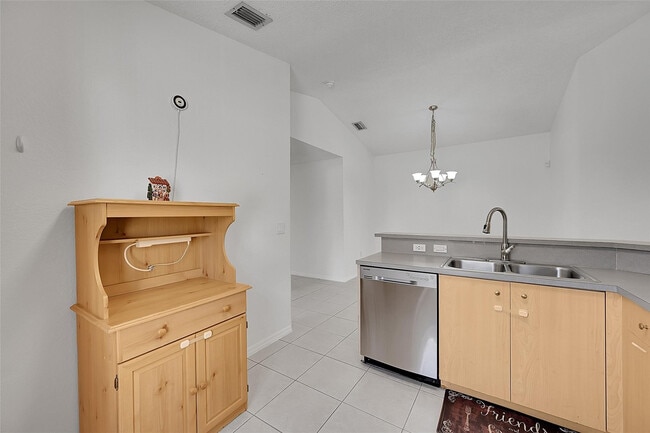 Building Photo - 5361 NW 90th Ave