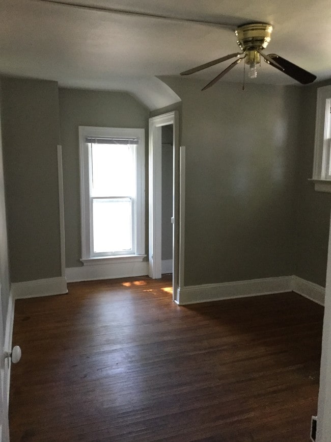 Building Photo - 610 N Brinton Ave