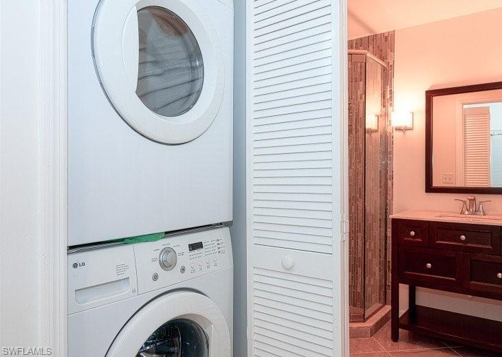 Building Photo - 441 Quail Forest Blvd