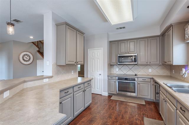 Building Photo - 12328 Hawk Creek Dr