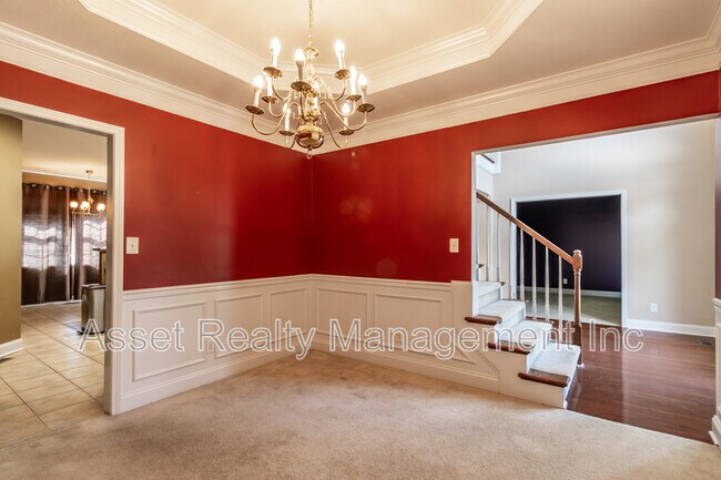 Building Photo - 8334 Bay Gardens Ln