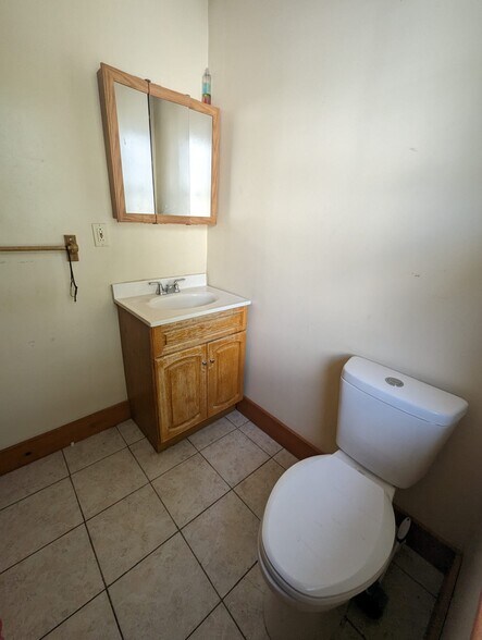 Building Photo - 131 Lexington Ave