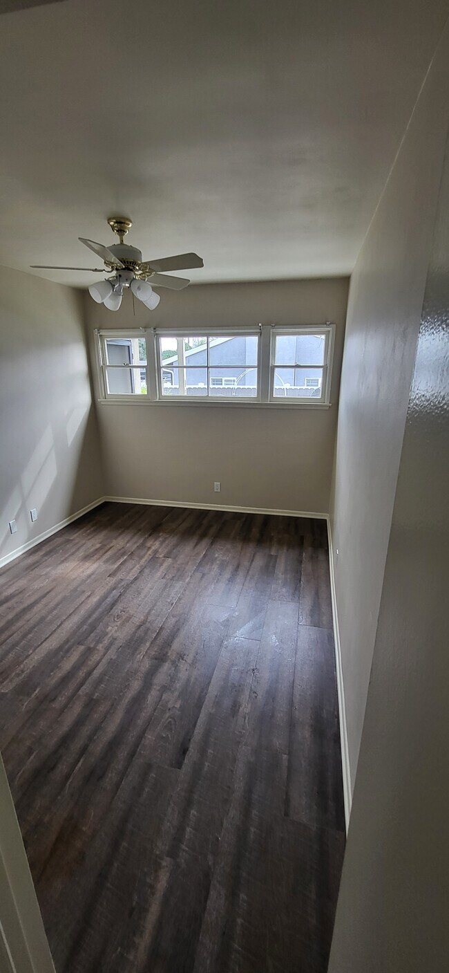 Building Photo - 154 Madeline Dr