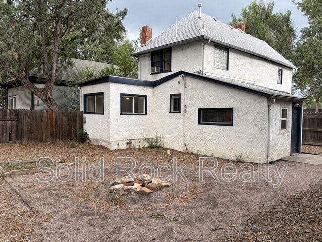 Building Photo - 511 E Platte Ave