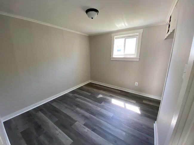 Building Photo - 505 S Georgia St