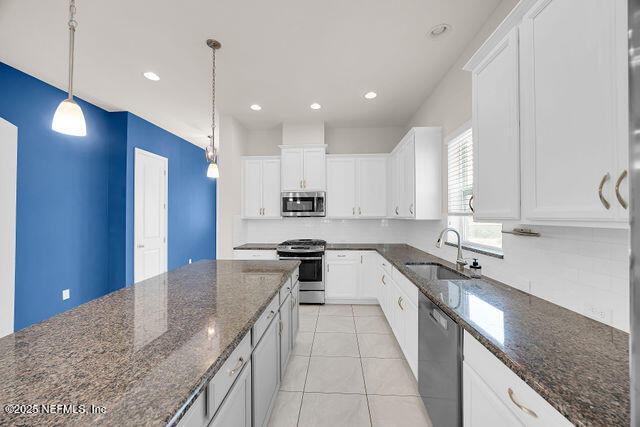 Building Photo - 61 Spindrift Ct