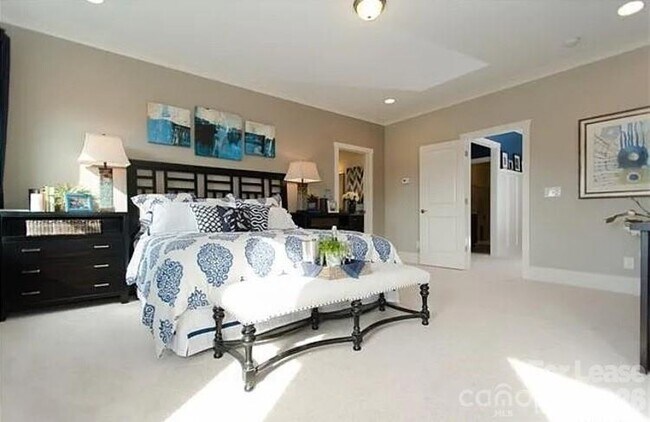 Building Photo - 4018 Orchid Way