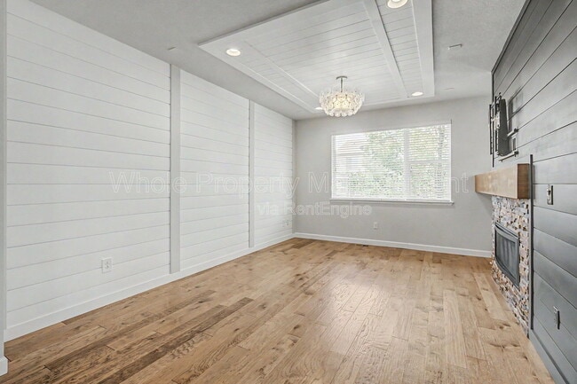 Building Photo - 7255 W Evans Ave