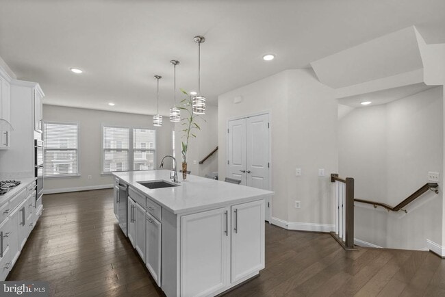 Building Photo - 17357 Redshank Rd