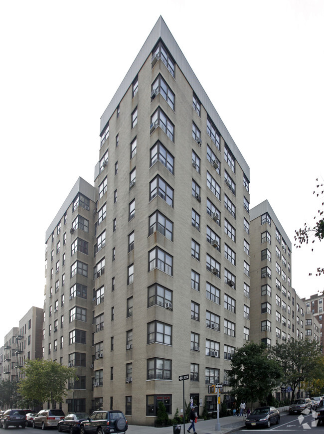 930 Grand Concourse Apartments For Rent