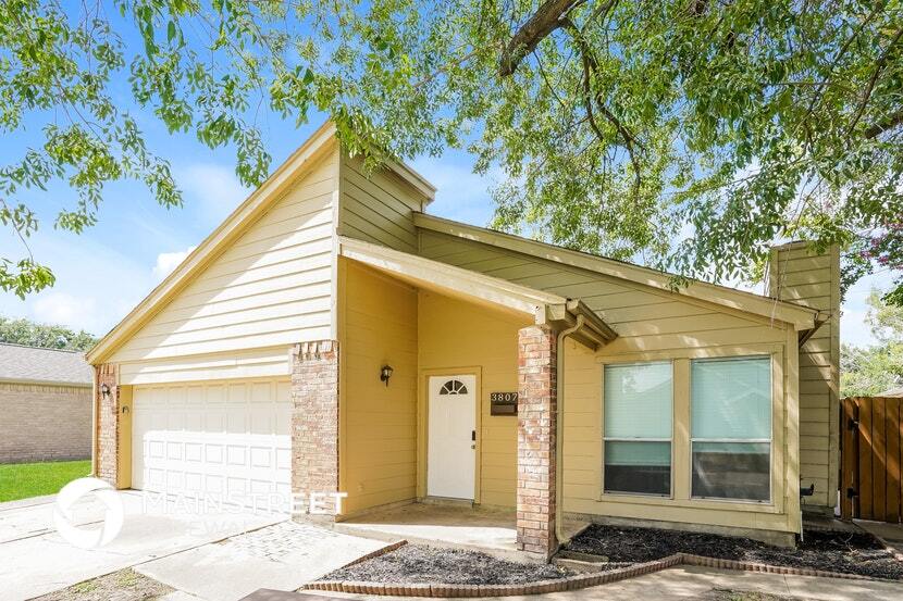 Building Photo - 3807 Mountain Rose Ln