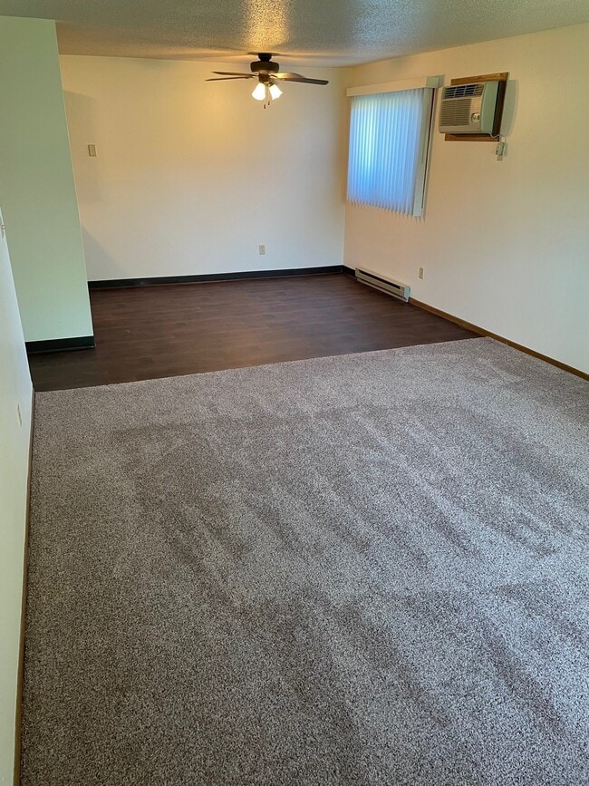 Floorplan - Campus Edge Apartments