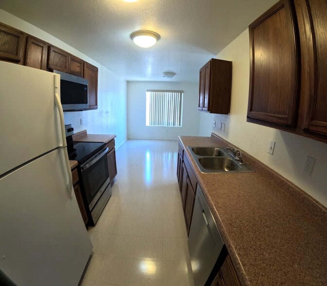 Kitchen view 2 - 3424 Sunriver Rd
